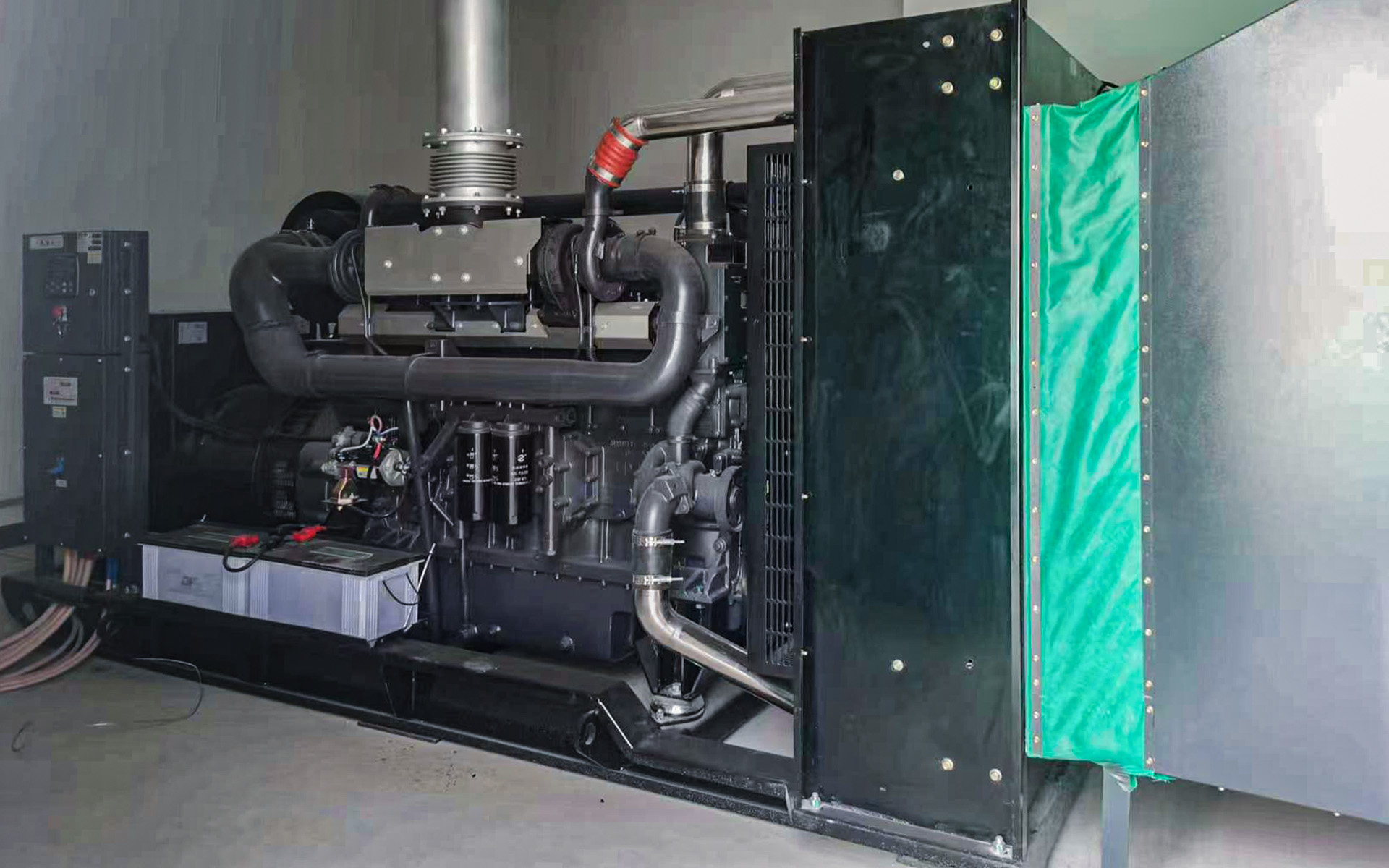 数据中心_0005_30cd9891397dfe797434074fc710d57